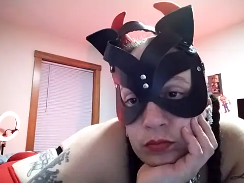 Preview of sluttycatwomen