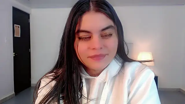 _Maddison_Ivanova_ live cam