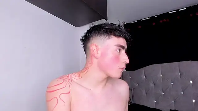 naughtysalomon__ live cam