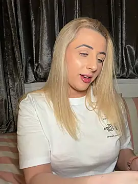 Strongqueen live cam