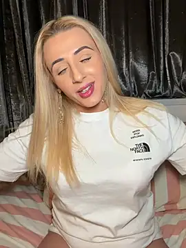 Strongqueen live cam