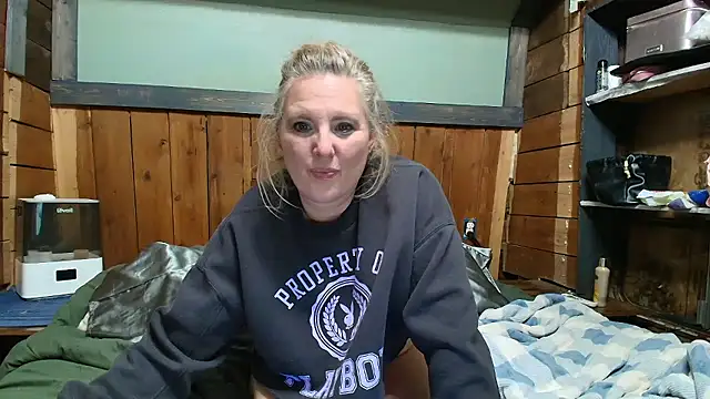 lisaxlovexxx - Lisaxlovexxx's free webcam - UK Sex Cams