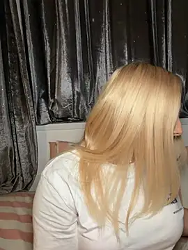 strongqueen (F young) - Squirt💦