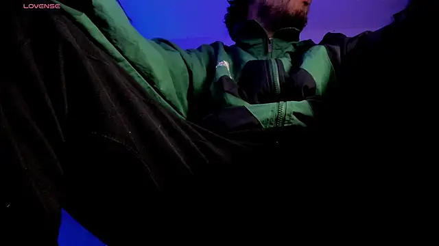 s_sven03 - S_sven03's free webcam - UK Sex Cams