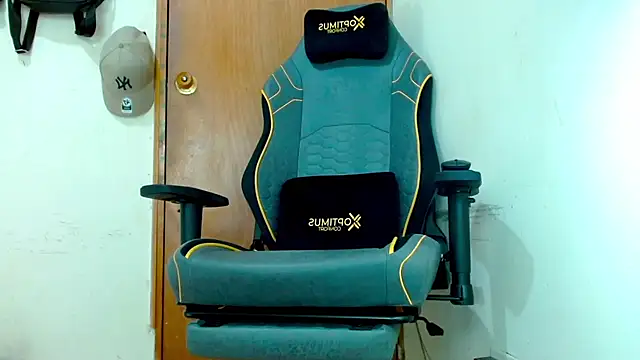 Danyer33 live sex cam