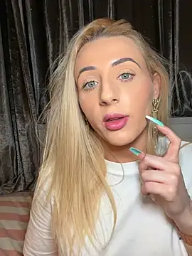 Strongqueen live sex cam