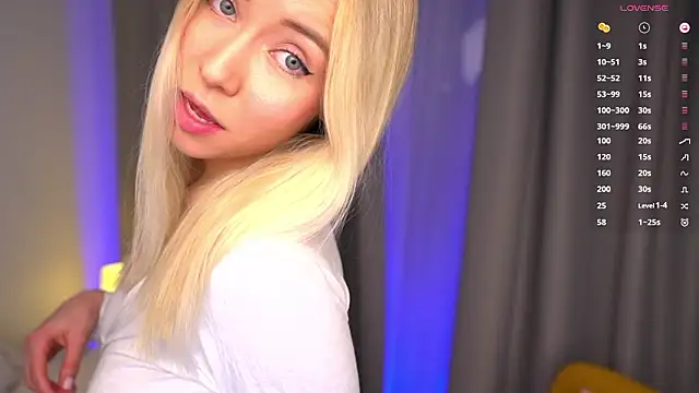 danacandy (F young) - slide dildo over pussy 💦 lovense on