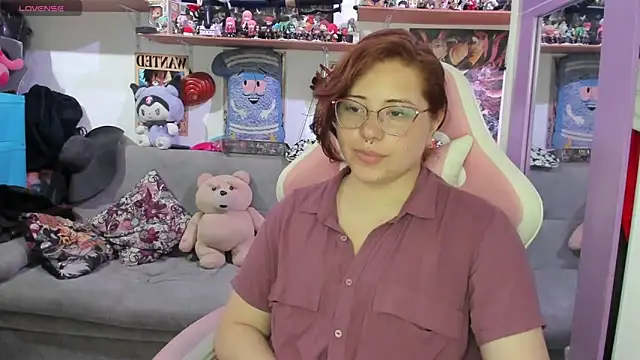 soficammy (F young) - Striptease