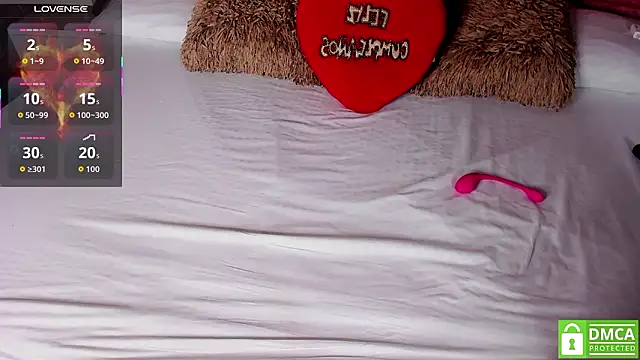 lily_queen30 - Lily_Queen30's free webcam - UK Sex Cams