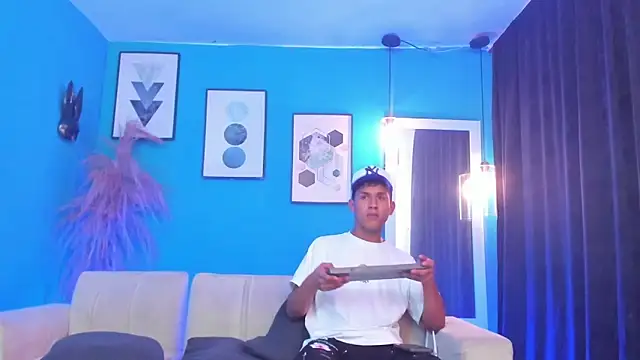 KingOfHeavens_2 live cam