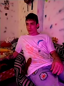 themaykiin18 live cam