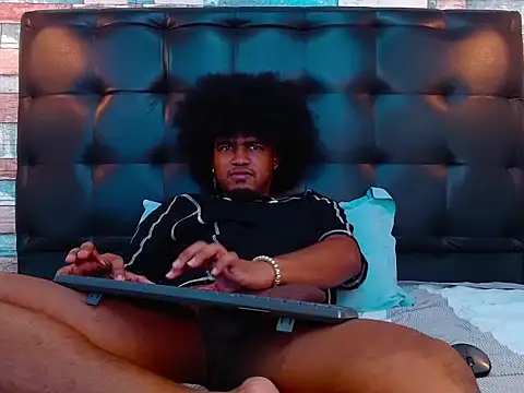 JaicobRuneer live sex cam