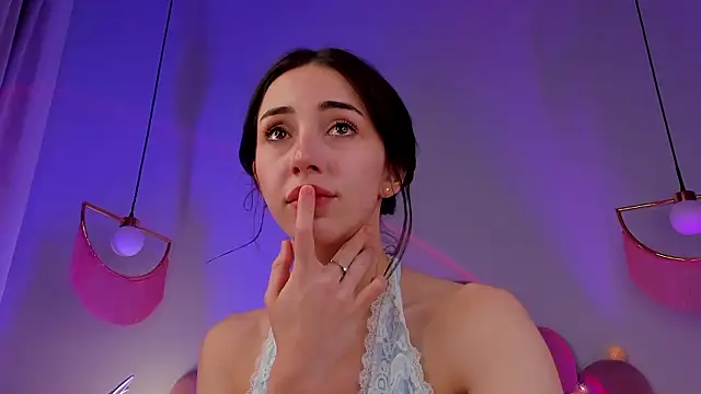 elsayoung (F young) - TEASE YOUR PANTIES BABY😈