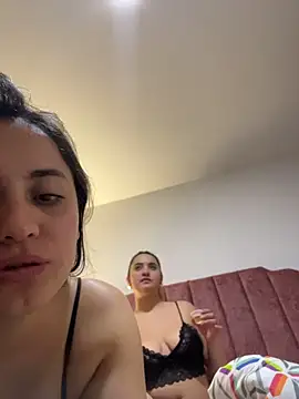 Antonella_Julieta live cam