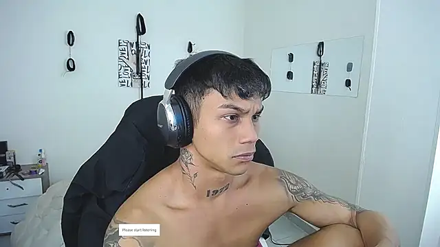 Leonard_Price live sex cam