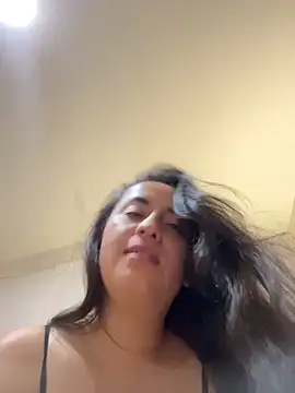 Antonella_Julieta live cam