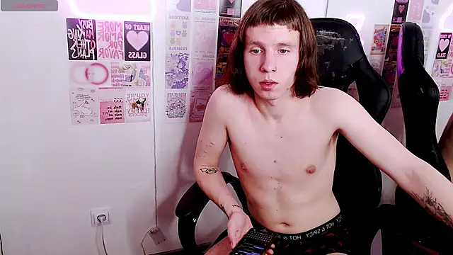 cutiekai_ - CutieKai_'s free webcam - UK Sex Cams