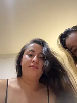 antonella_julieta - Antonella_Julieta's free webcam - UK Sex Cams