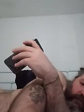 catullo14 (Ask my age) - Show my dick for 2 min