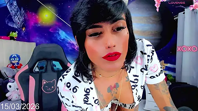 Nella_Dolls live cam