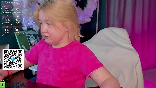 sara_robinson - Sara_Robinson's free webcam - UK Sex Cams