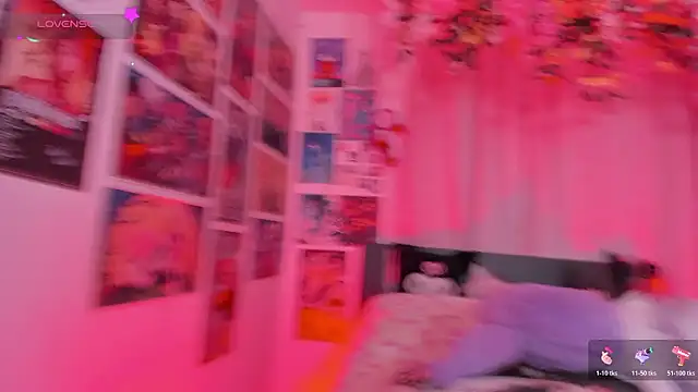 MissCurvyTop live cam