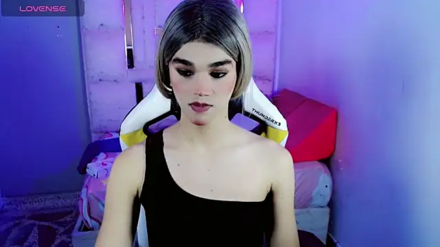 Sophiaa_doll_ live cam