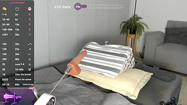 tanishaevans (F young) - control  2 min+ get naked🌧💦☔