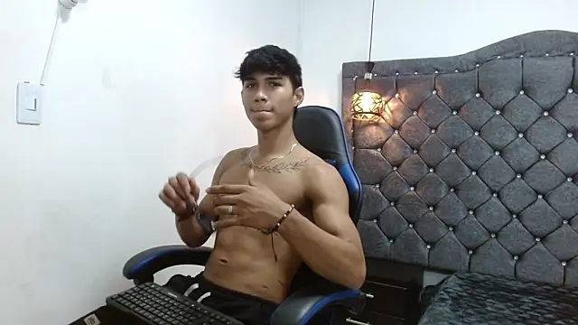 luka_big18 (M twink) - 💦KEEP JERKING 😈