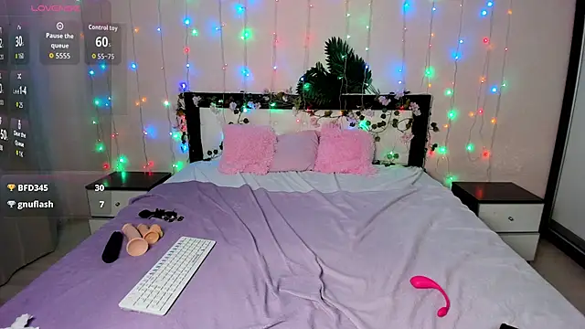 Lola_Doll_x live cam