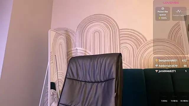 viviann_evans (F young) - tease with my feet 🔥