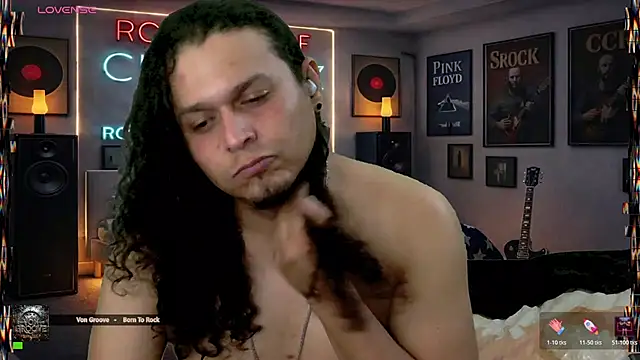 chino_roz live sex cam