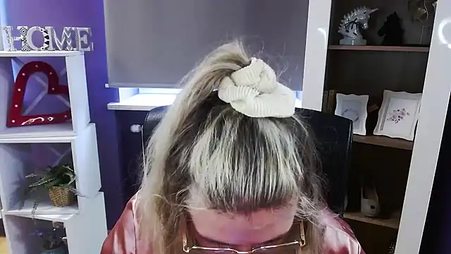 Zoey_Erotic live cam