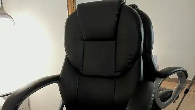 sophie_bloom__ - Sophie_Bloom__'s free webcam - UK Sex Cams