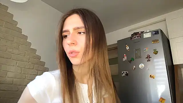 ElsieKuhlmann live cam