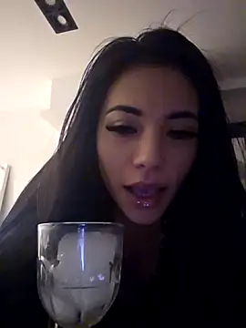 lunaa90 (F young) - 🔥 Flash tetas