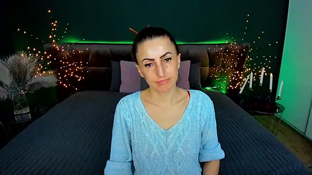 rebecca_diamond - Rebecca_Diamond's free webcam - UK Sex Cams