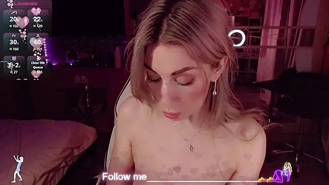 anniegold_ (F milf) - New apartment// $