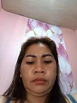 Webcam Model (SweetChubbyMommy_02)  is live.Free join now!