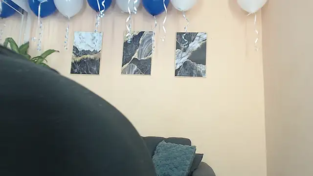 valentinaeklein (Ask my age) - SQUIRT GIRL SOHW CUM BOY