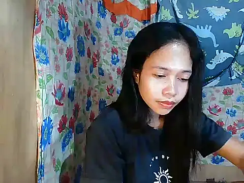 PinaySkinnyGirl live sex cam
