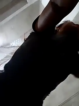 pretty-haert (F young) - Help me please 🙏🏻😘🥰