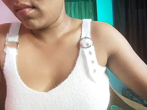 sima_babee - Sima_babee's free webcam - UK Sex Cams