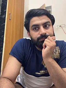 Royalboy_03's live cam