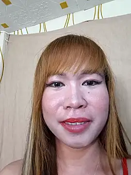 Tsfelicity_young... Live Webcam on Stripchat