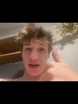 yourwhiteboy1 live cam