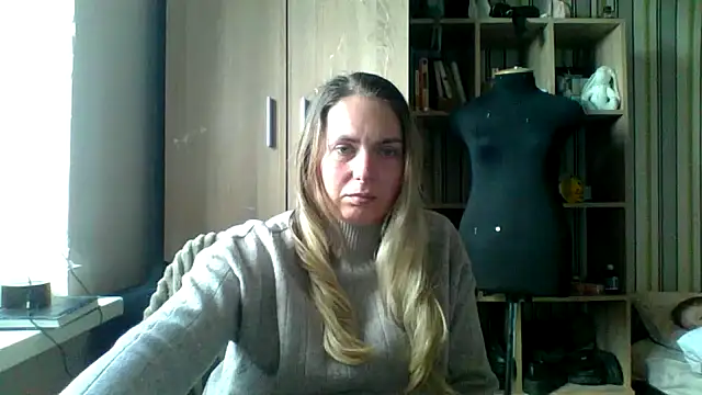 mollie365 - Mollie365's free webcam - UK Sex Cams