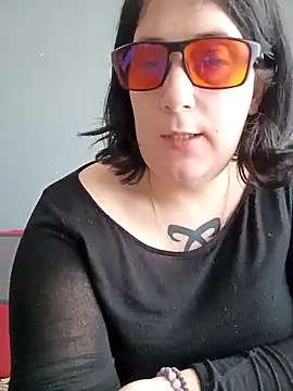 LolaXXDreams live cam