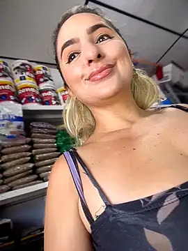 sammyqueenx21 - Sammyqueenx21's free webcam - UK Sex Cams