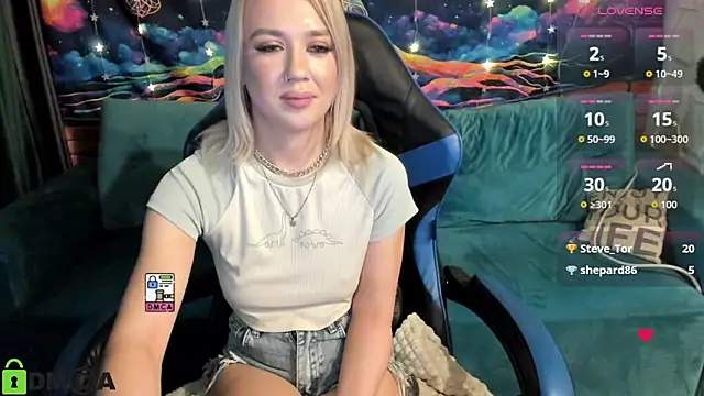 crystalgirl99 - CrystalGirl99's free webcam - UK Sex Cams